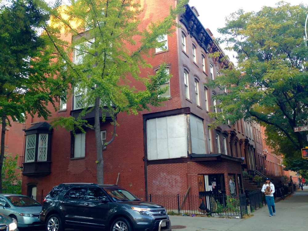 clinton-hill-wreck-109-gates-sold-2 - 1