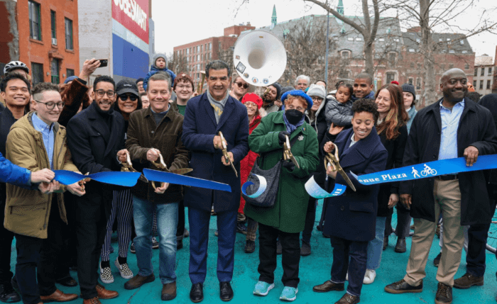 officials cutting the ribbon