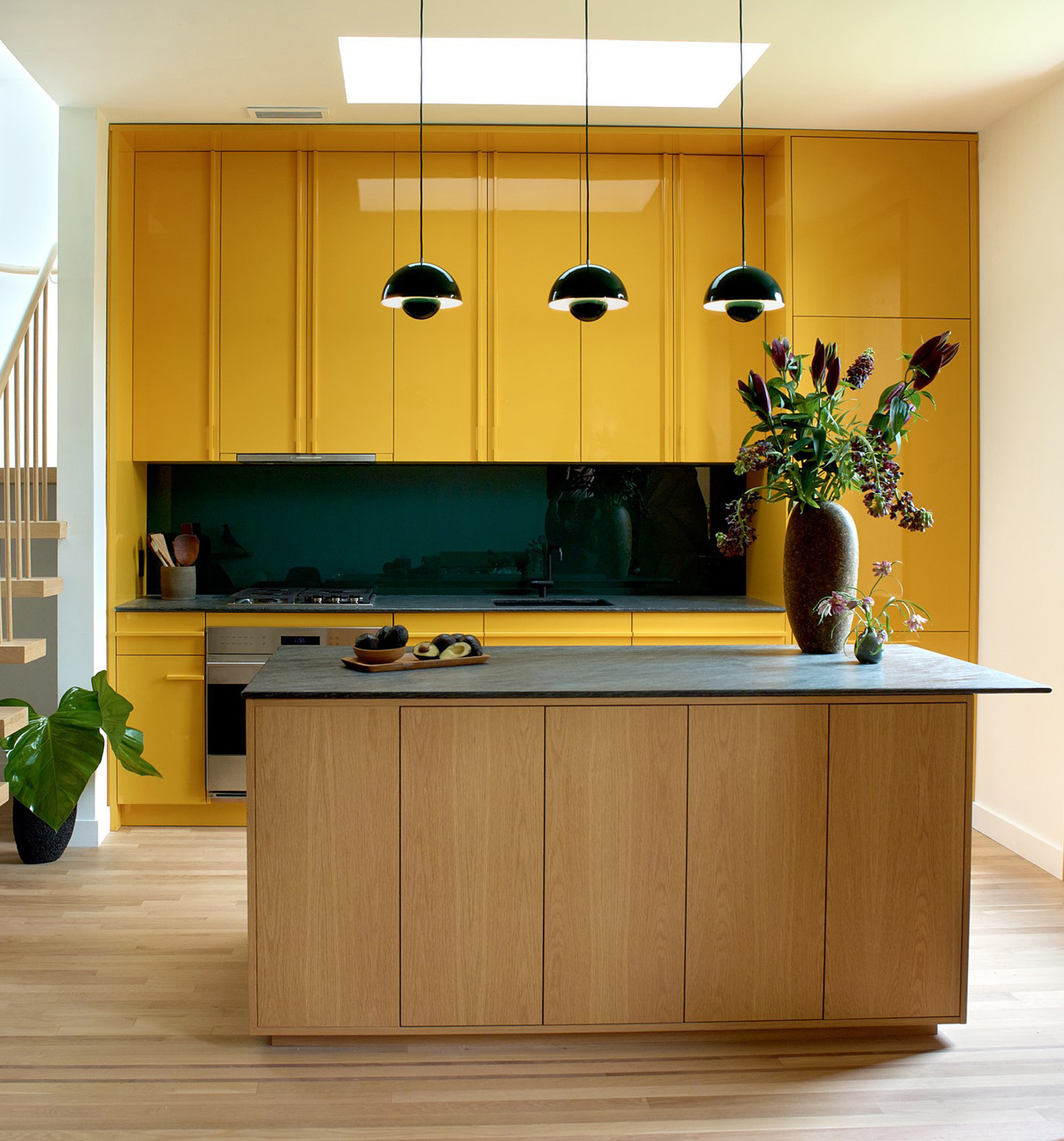 KITCHEN VERTICAL